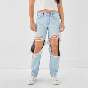 American Eagle Strigid 90's Straight Jeans Light Wash Distressed 4R